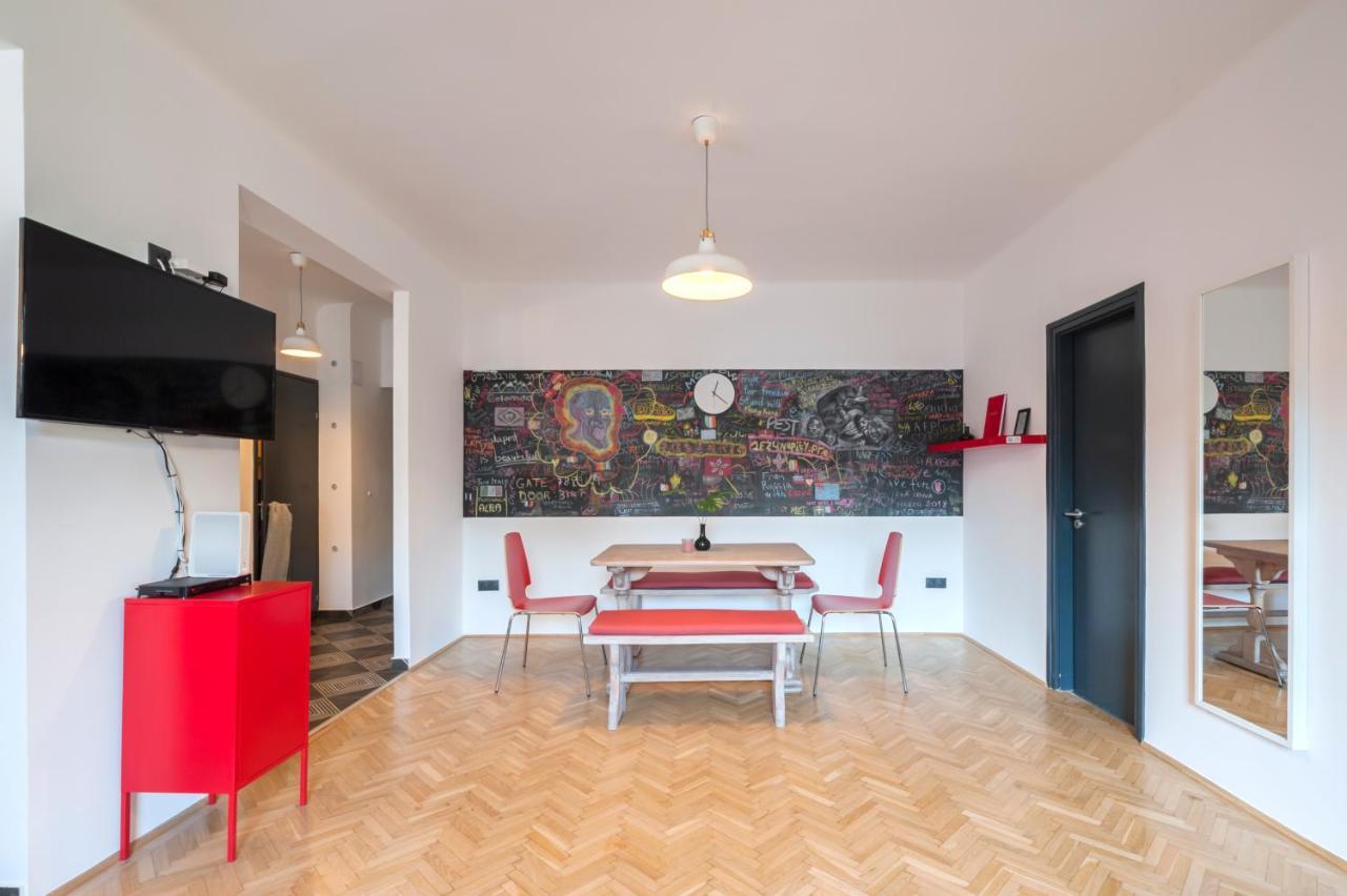New Design Apartment By Gozsdu Court Budapest Exterior foto