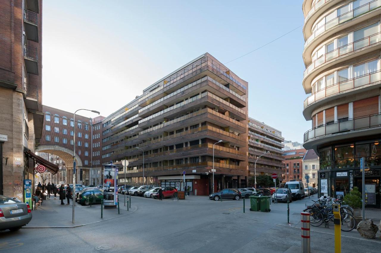 New Design Apartment By Gozsdu Court Budapest Exterior foto